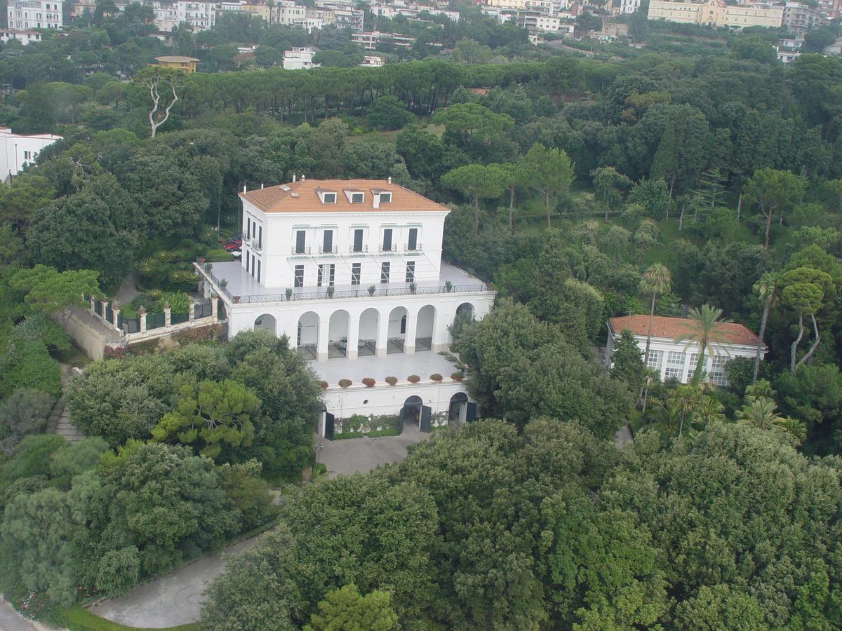 B&B A Casa Di Grazia Νάπολη Εξωτερικό φωτογραφία